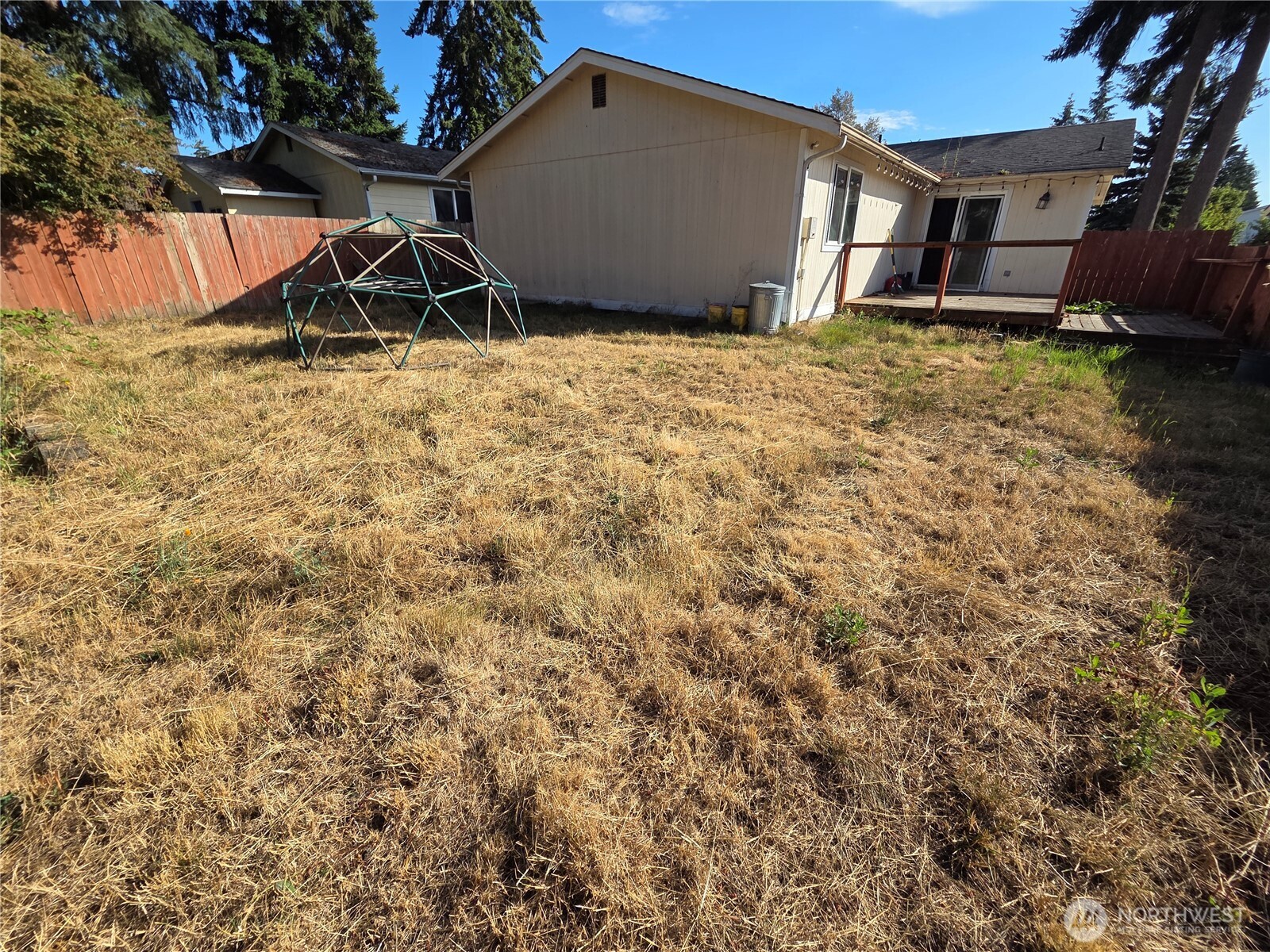 412 Mckenzie Avenue Property Photo 23