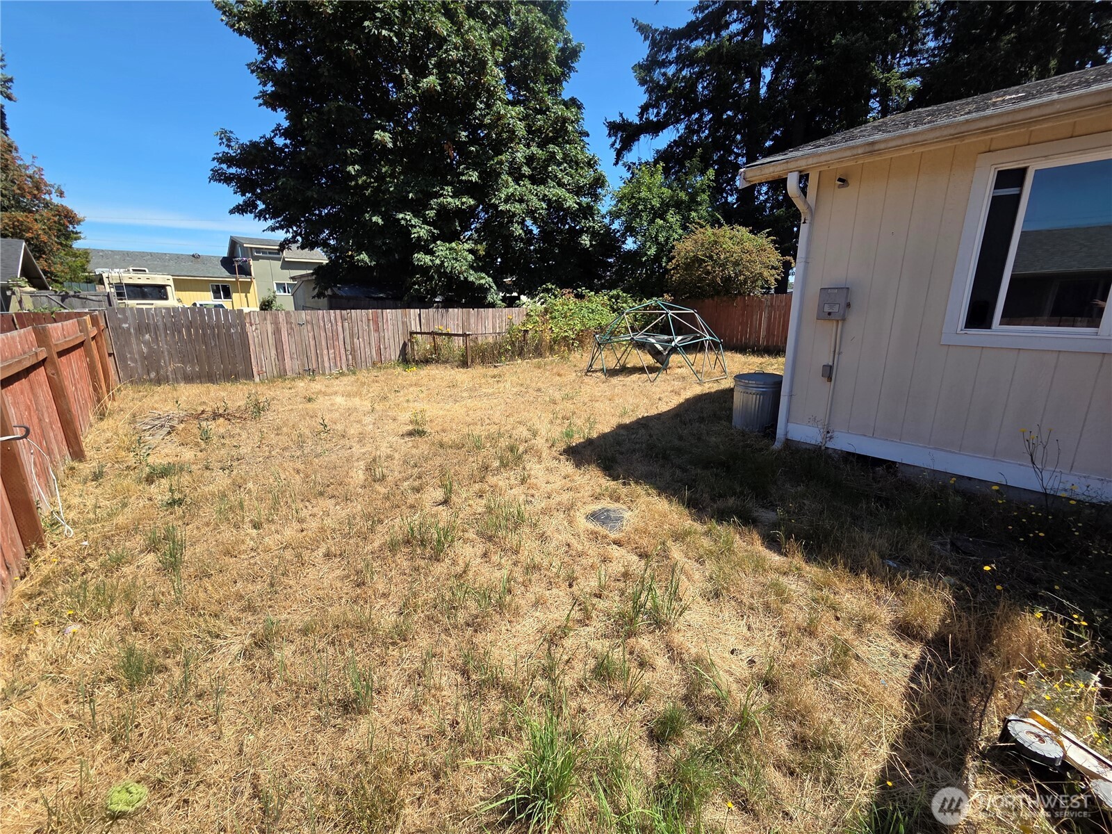 412 Mckenzie Avenue Property Photo 26
