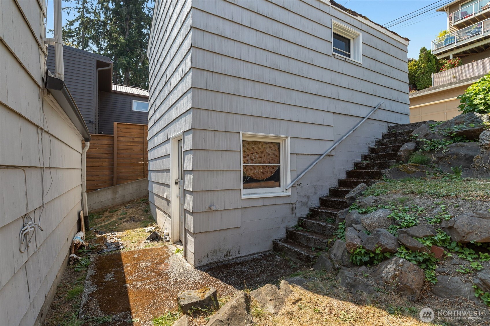927 Lake Washington Blvd Property Photo 12