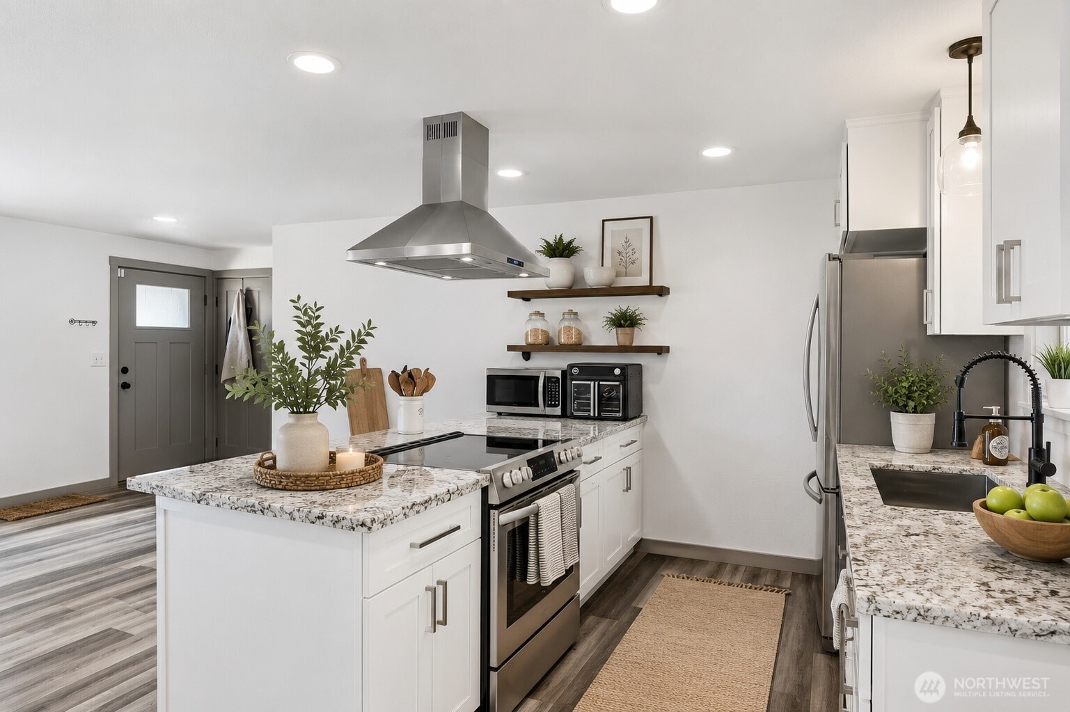 15906 82nd Street Property Photo 11