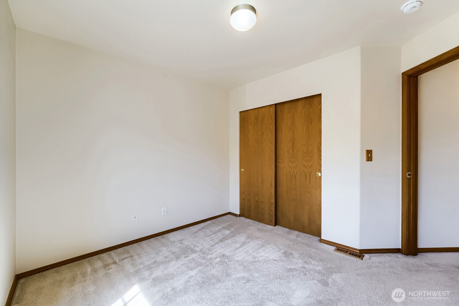 11831 Se 206th Street Property Photo 17