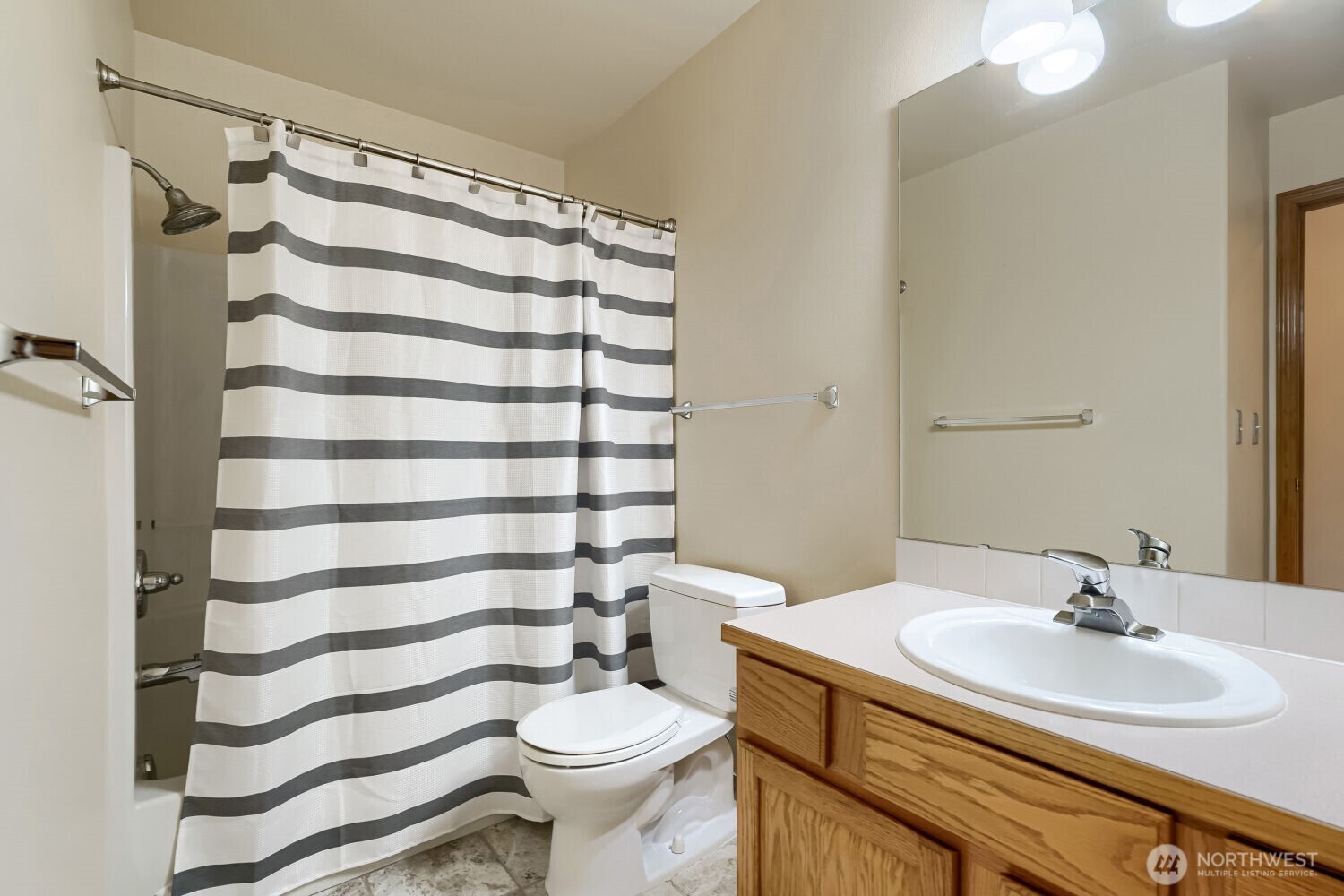 11831 Se 206th Street Property Photo 22