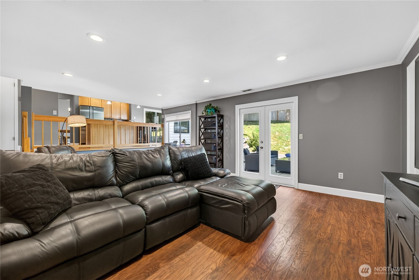706 S Davies Road Property Photo 17