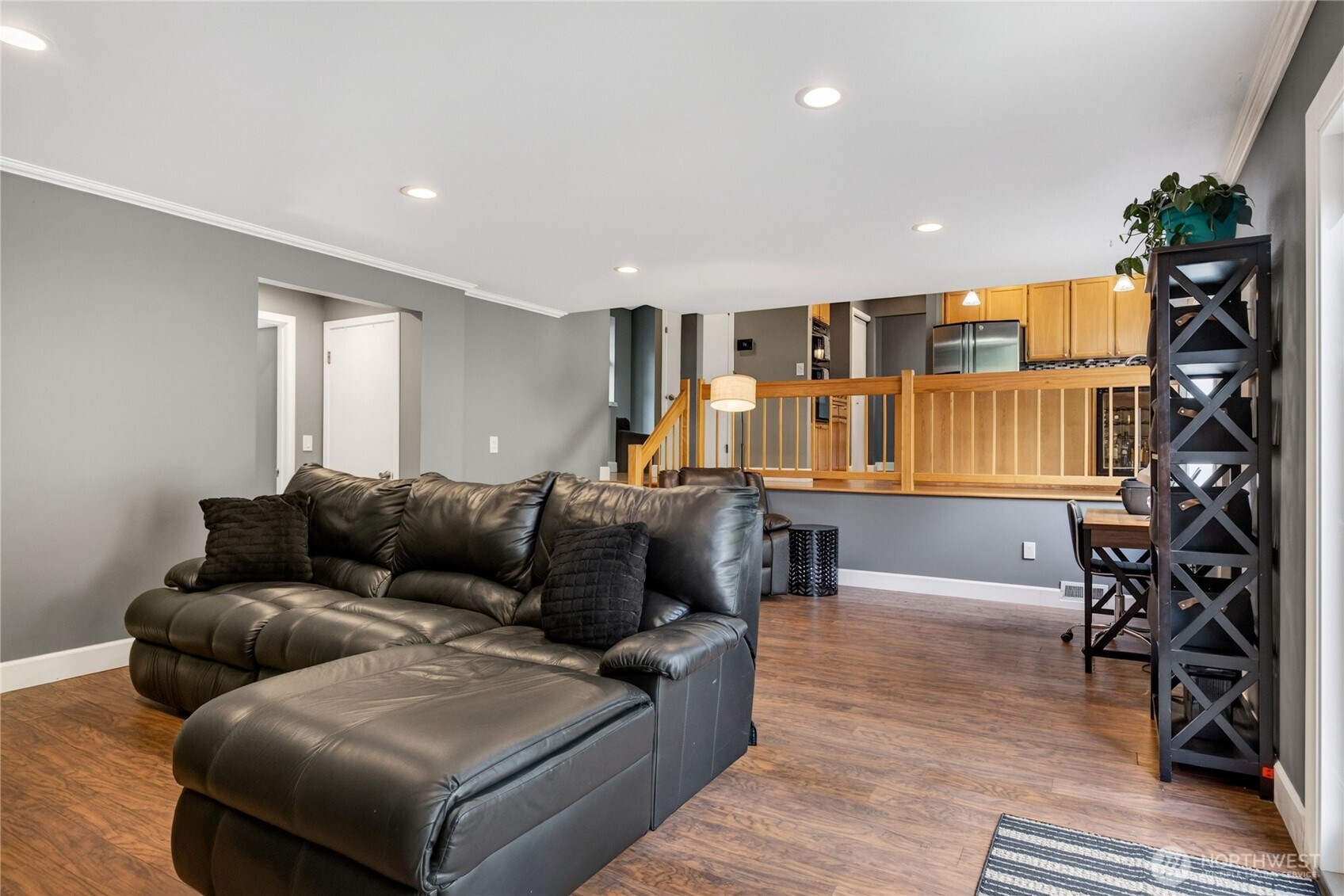 706 S Davies Road Property Photo 18