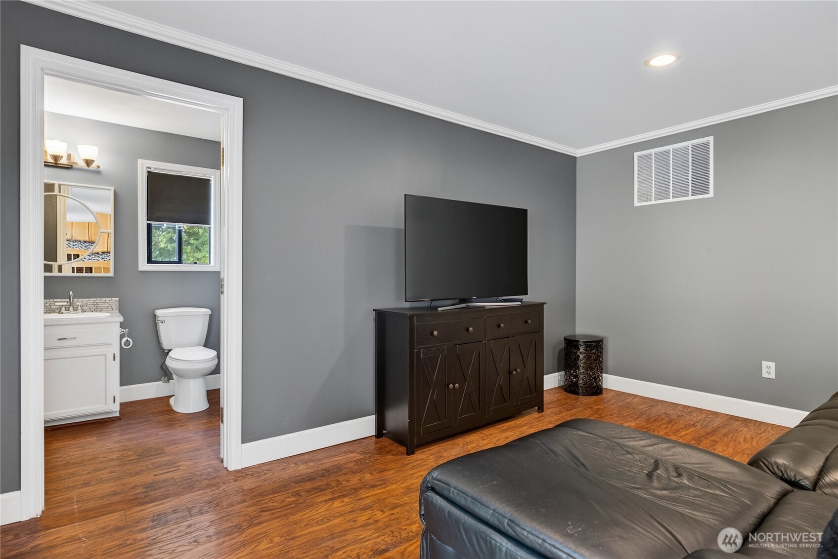 706 S Davies Road Property Photo 19