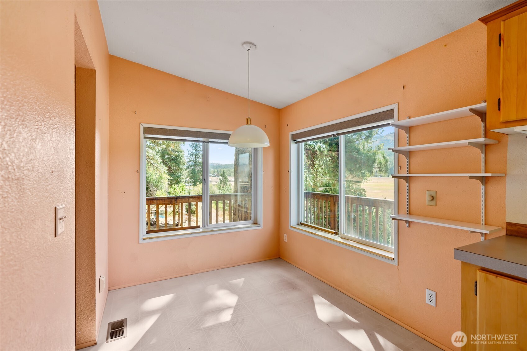 5501 Red Bridge Road Property Photo 11