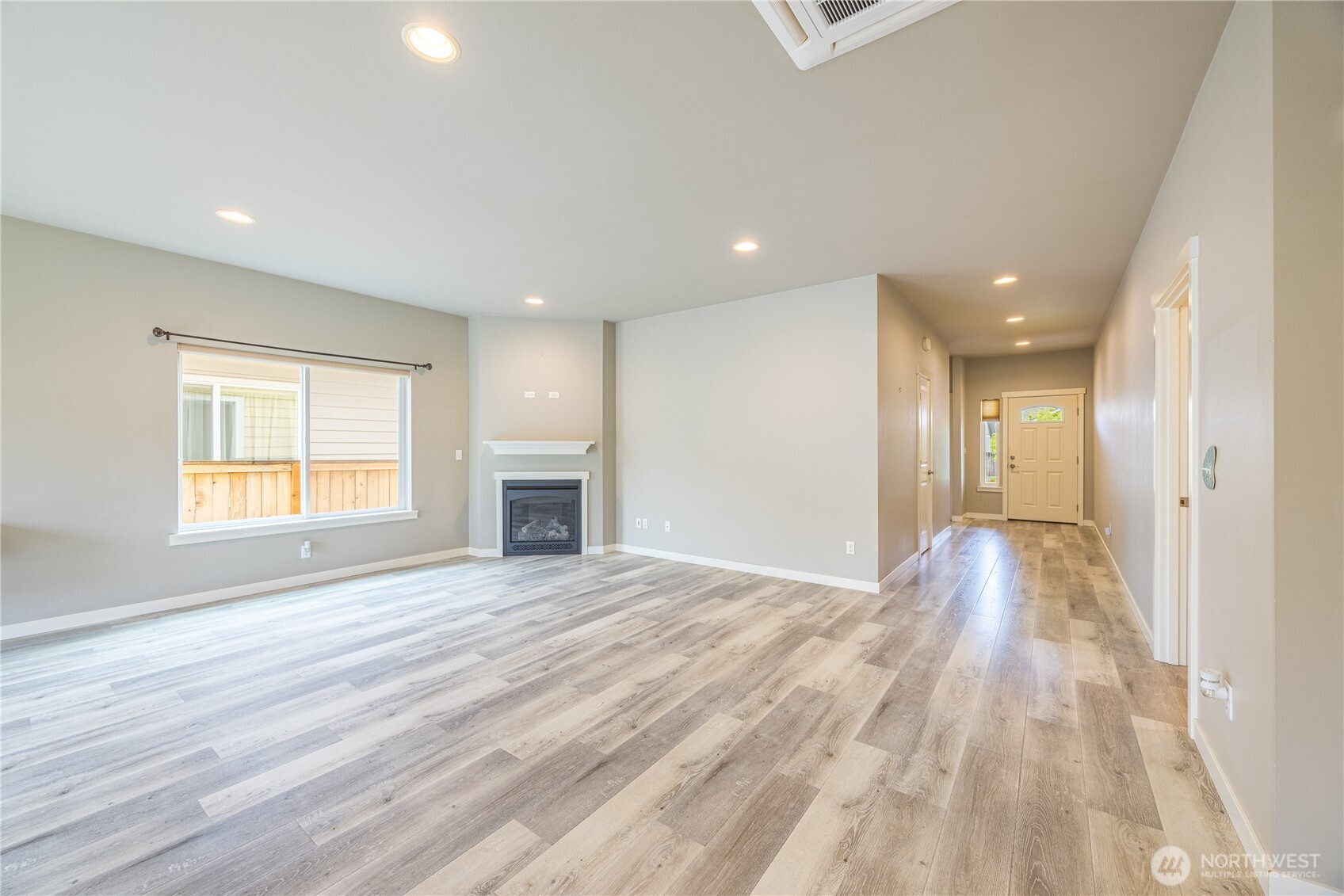 50 Nimbus Property Photo 3
