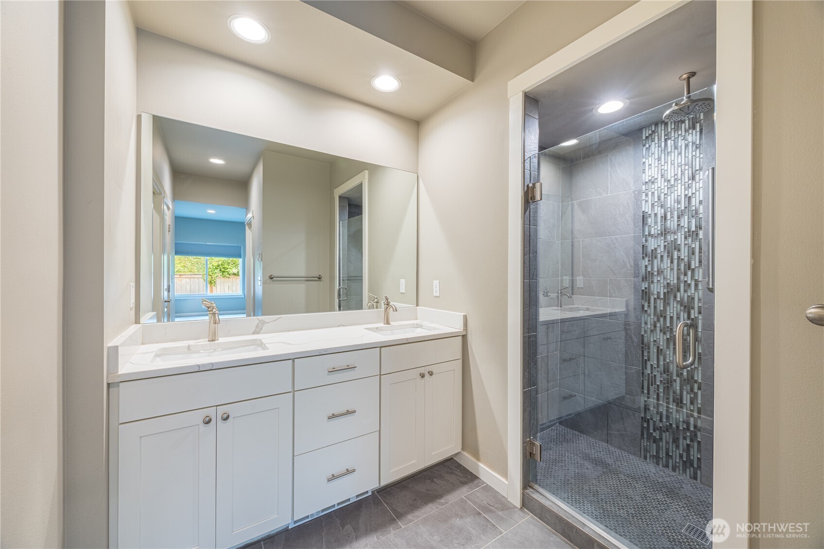 50 Nimbus Property Photo 14