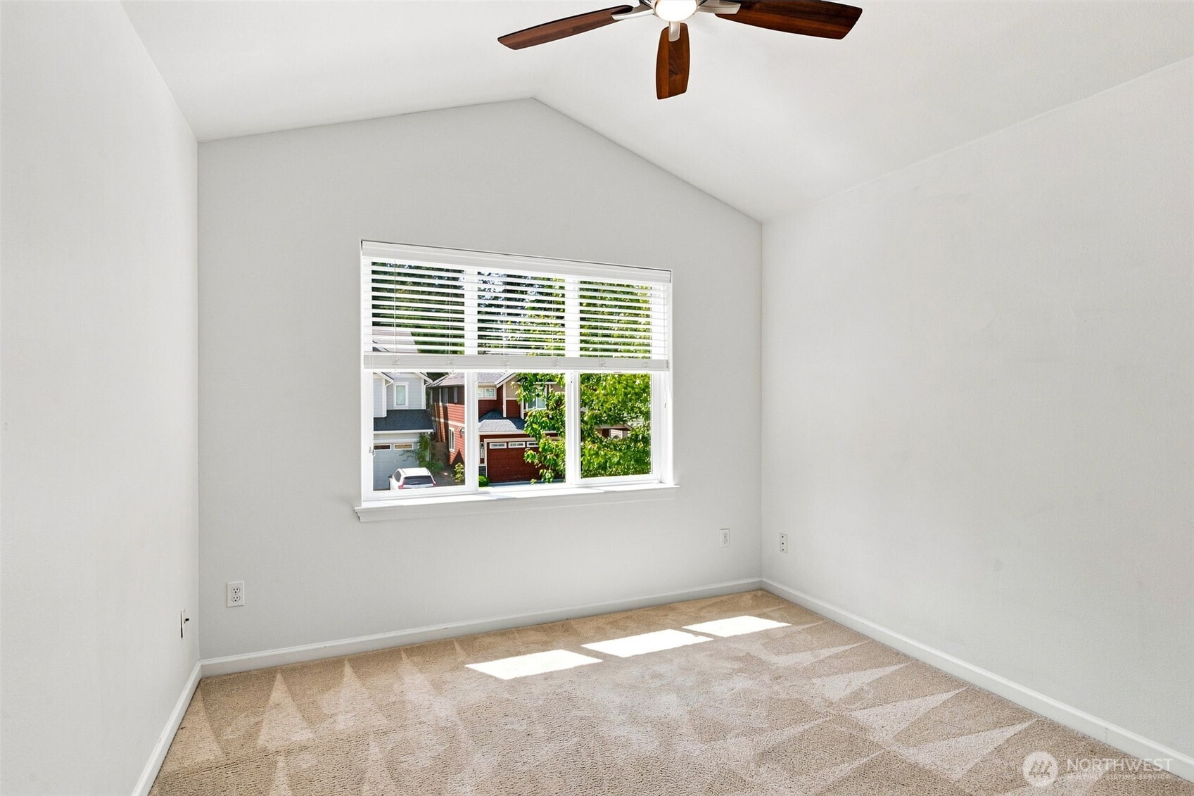 4308 Dudley Property Photo 16