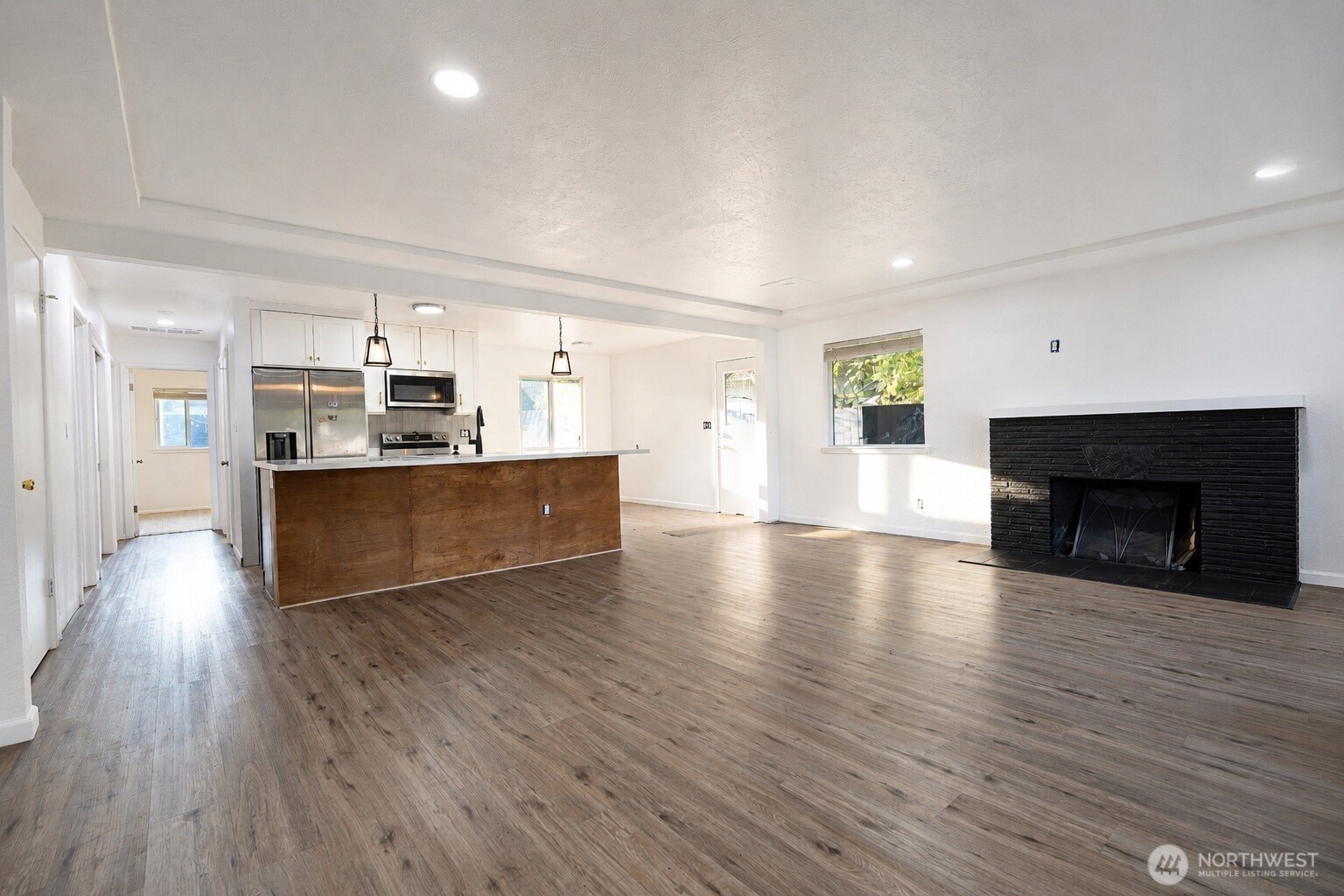 6835 Yakima Avenue Property Photo 3