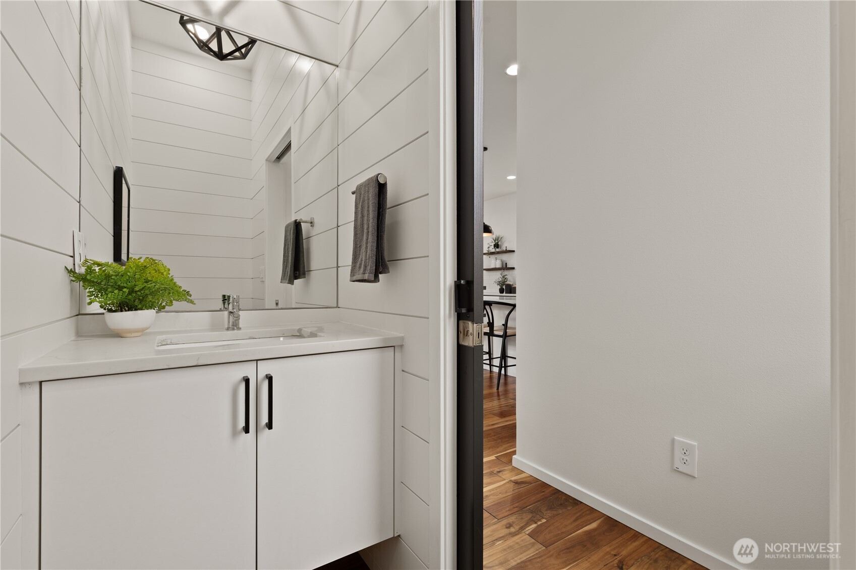 4532 51st Place Property Photo 11