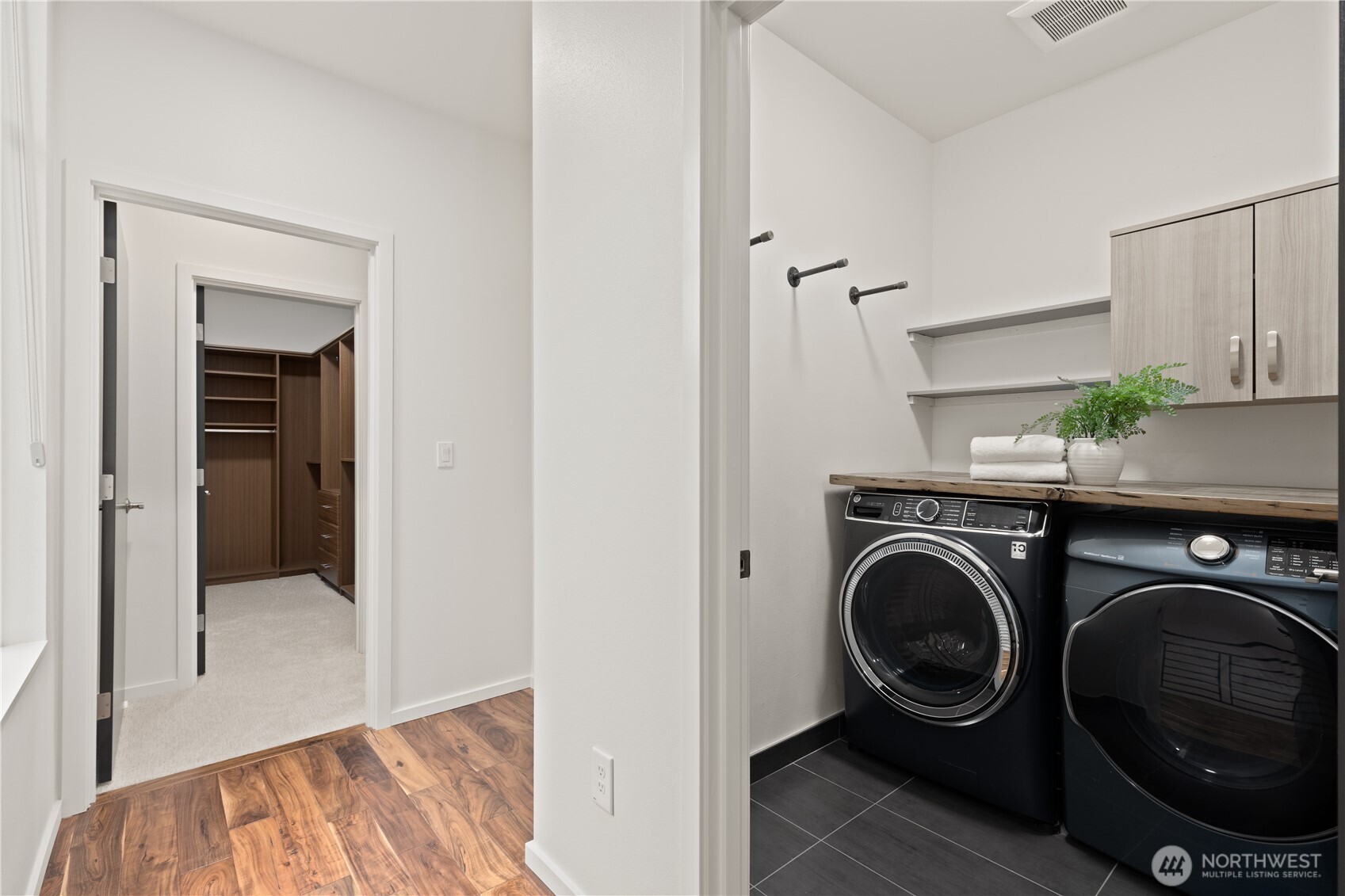 4532 51st Place Property Photo 13