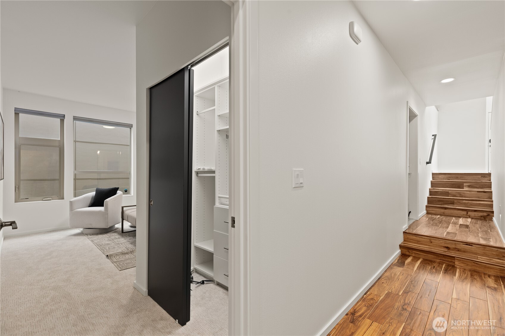 4532 51st Place Property Photo 14