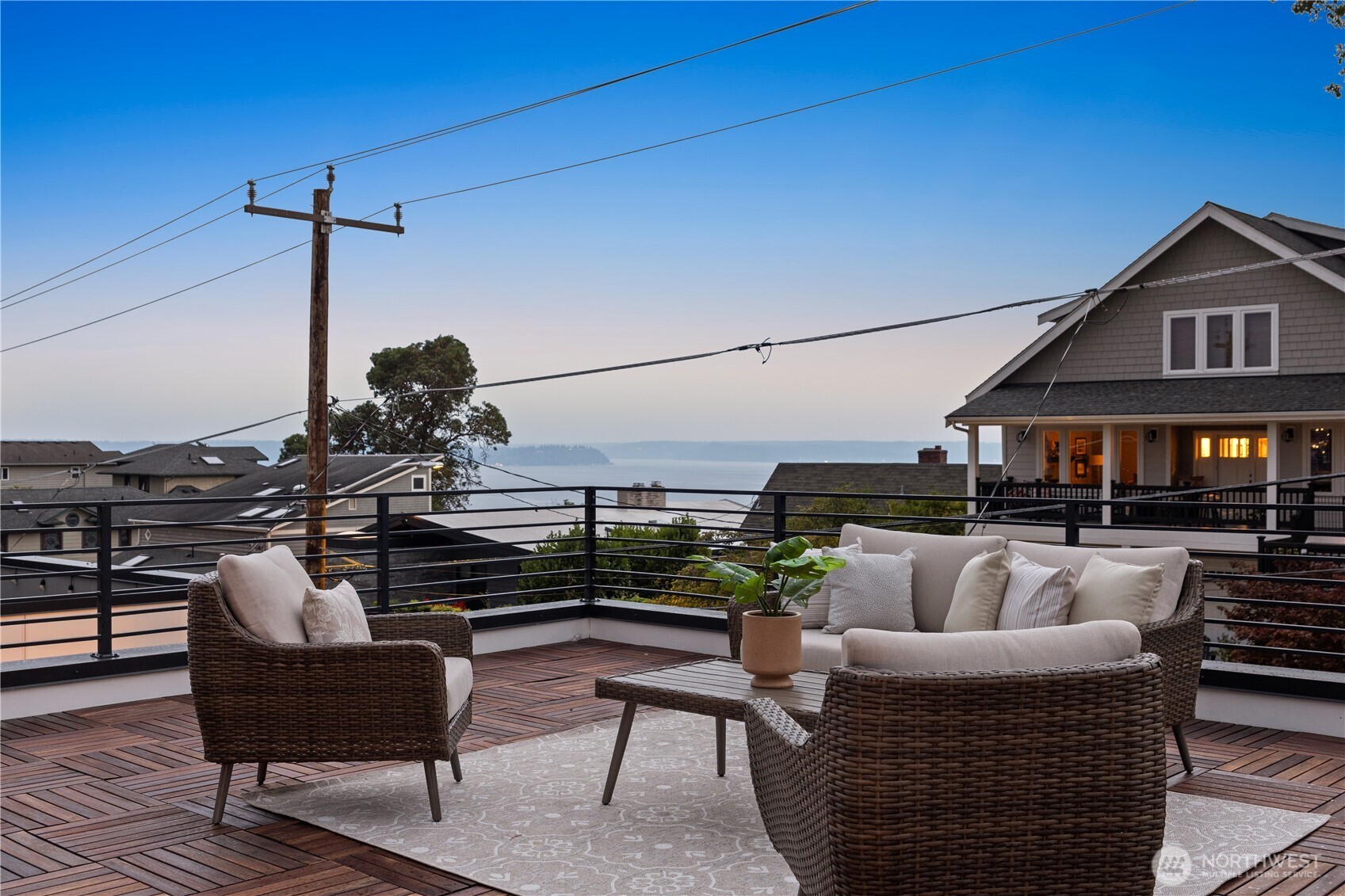 4532 51st Place Property Photo 34