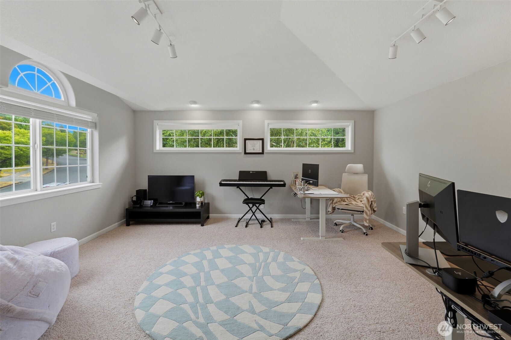 1404 Amber Boulevard Property Photo 27