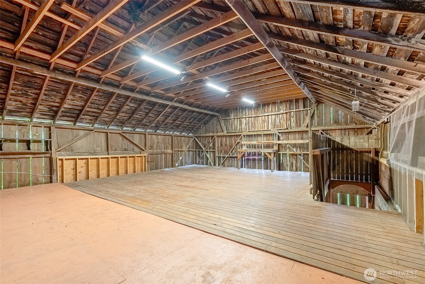 2559155 Property Photo 29