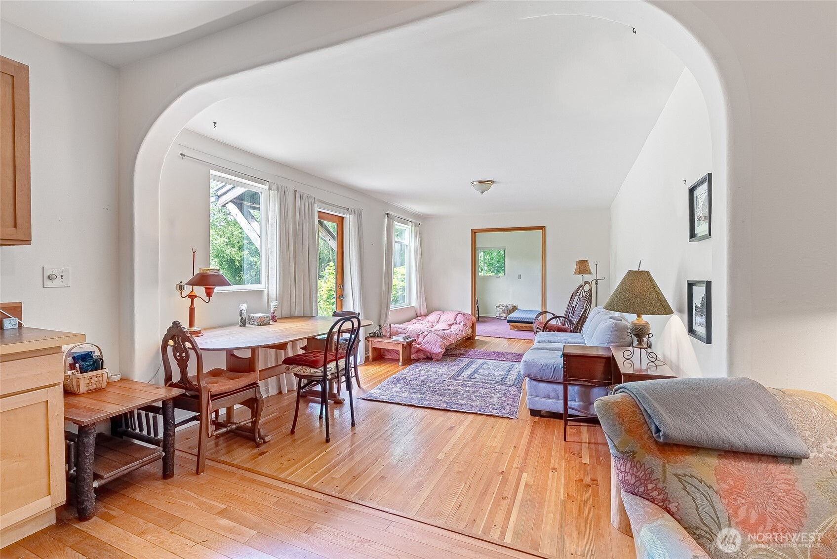2559155 Property Photo 35