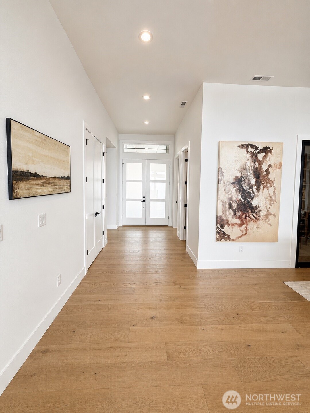 917 Long Drive Property Photo 3