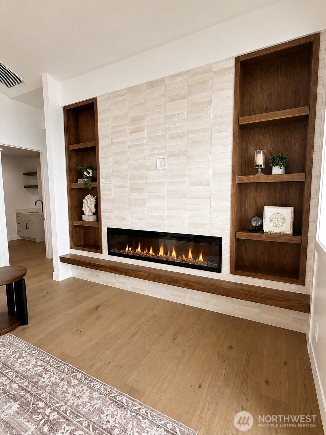 917 Long Drive Property Photo 9