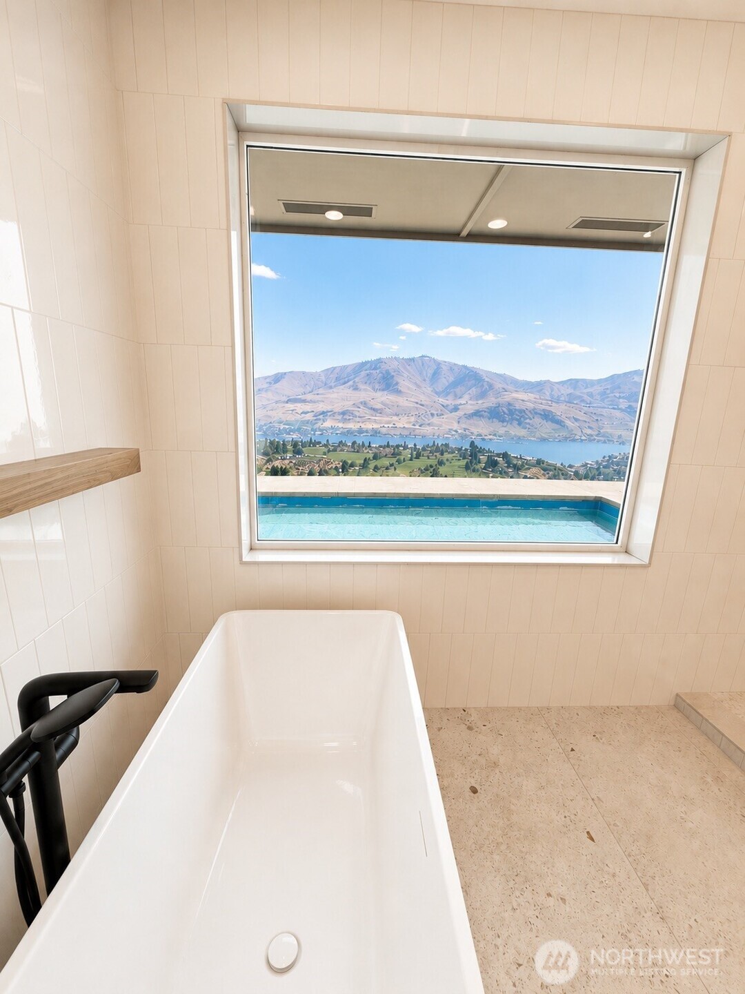 917 Long Drive Property Photo 24