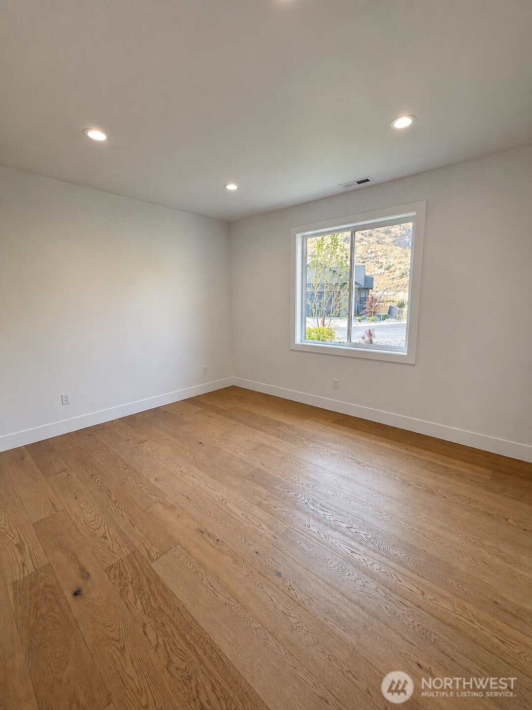 917 Long Drive Property Photo 25
