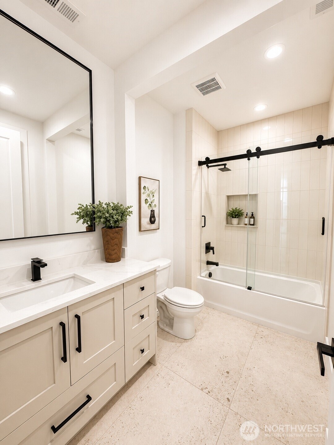 917 Long Drive Property Photo 26