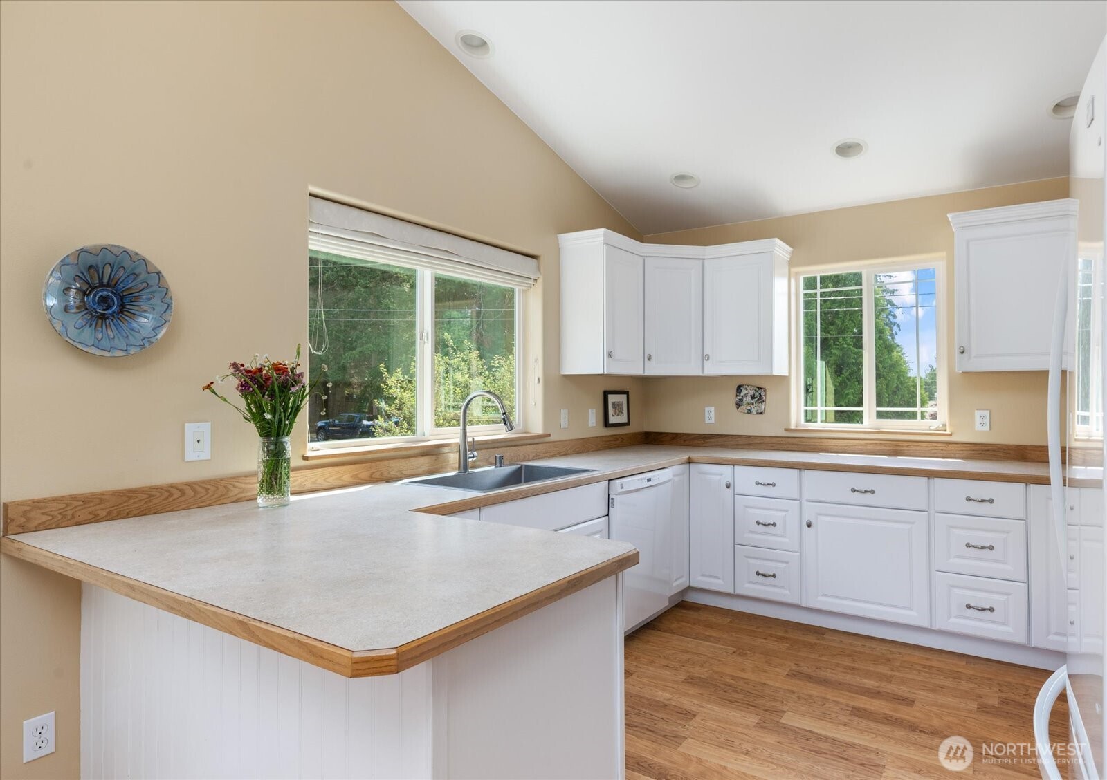 1243 Russell Drive Property Photo 15