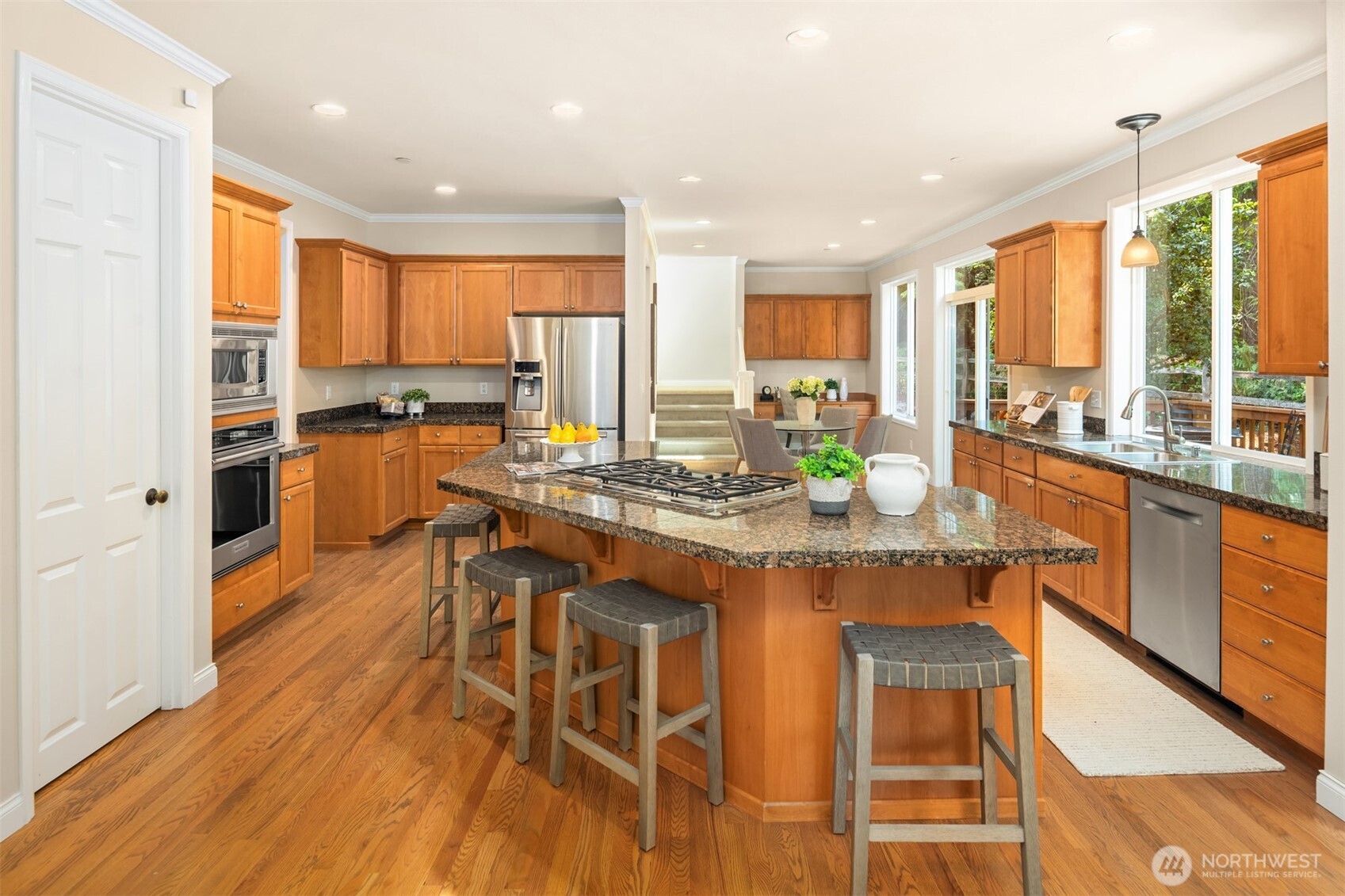 9463 221st Place Property Photo 15