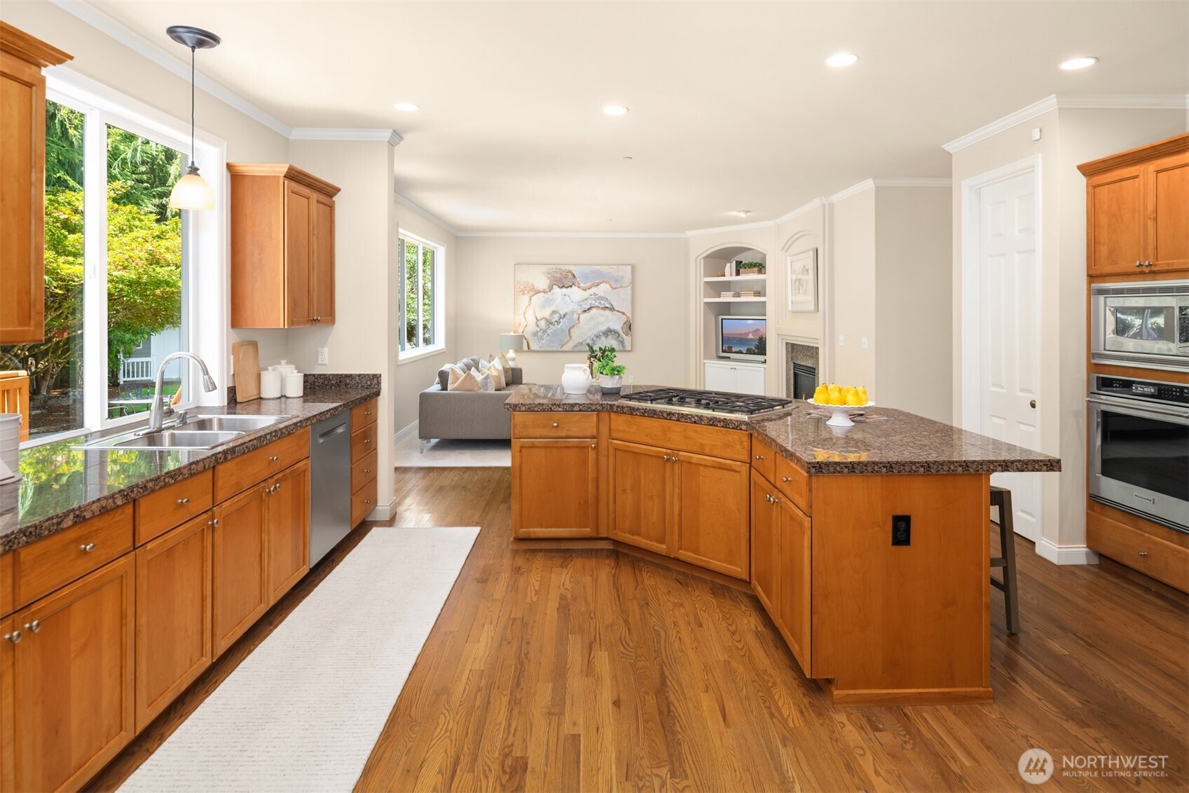 9463 221st Place Property Photo 17