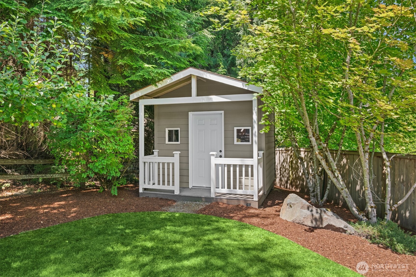 9463 221st Place Property Photo 35