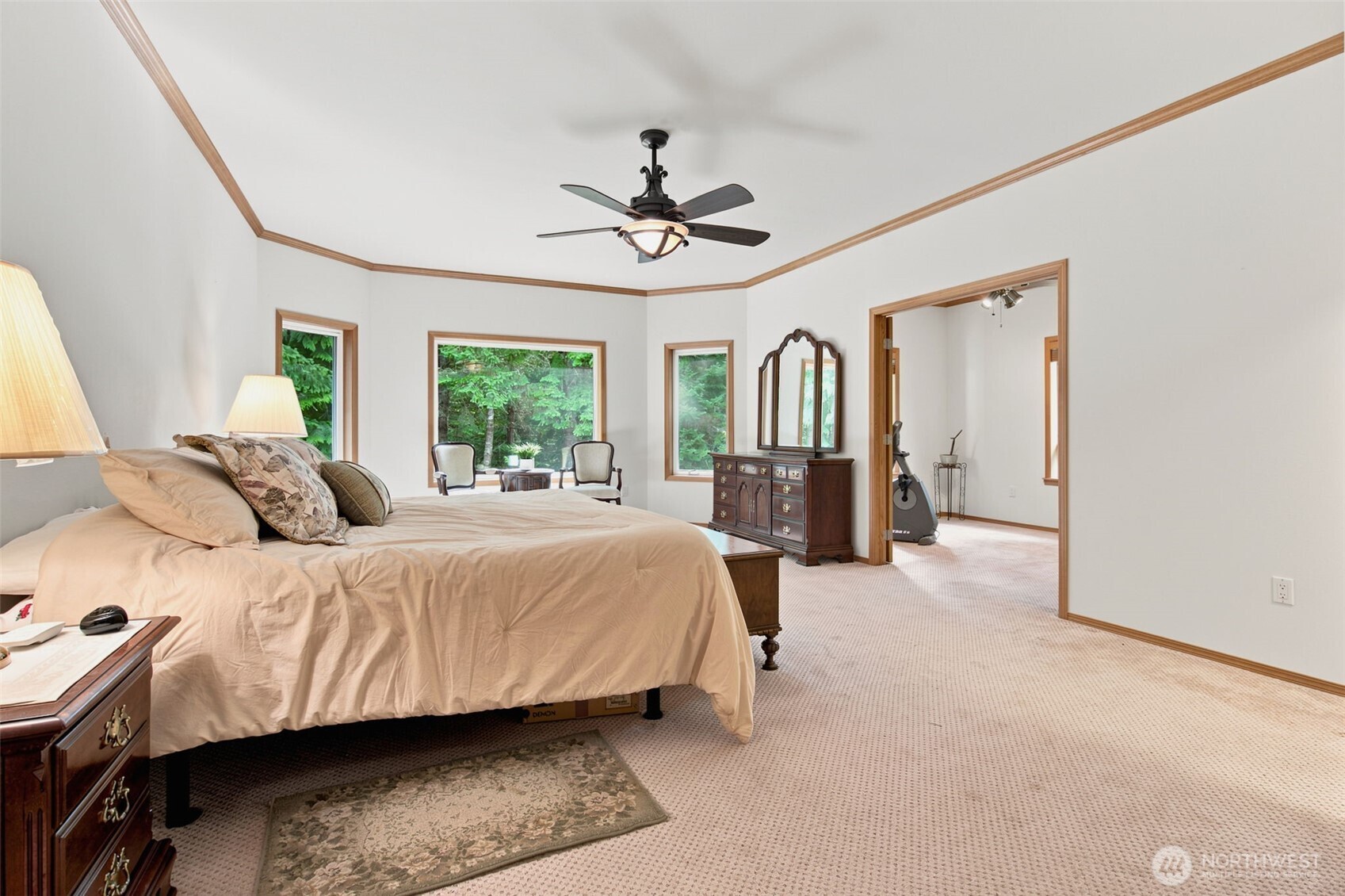 114 Headwaters Lane Property Photo 8