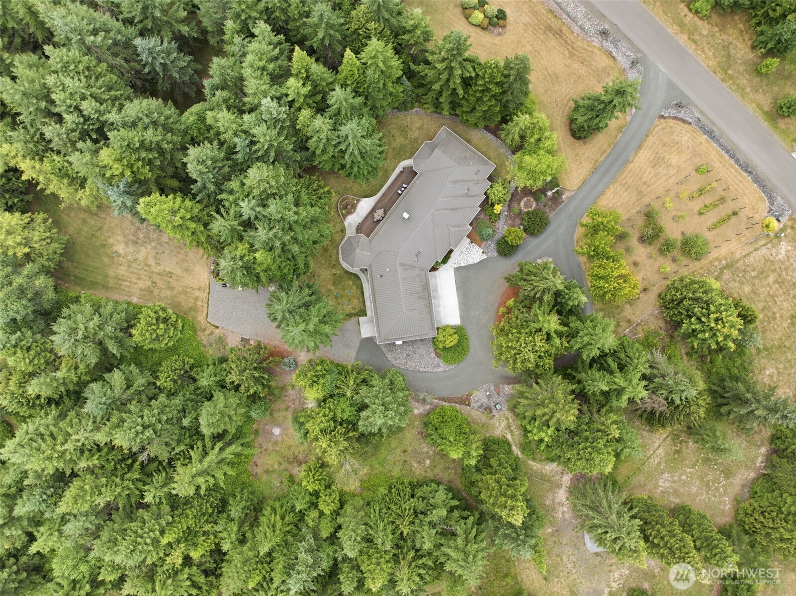 114 Headwaters Lane Property Photo 28