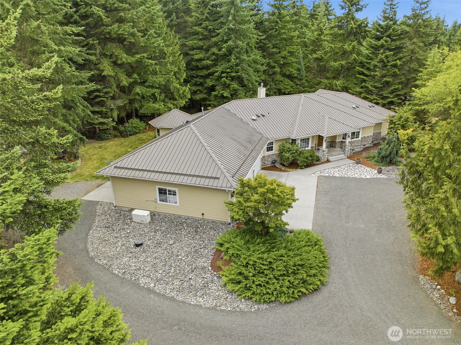 114 Headwaters Lane Property Photo 34