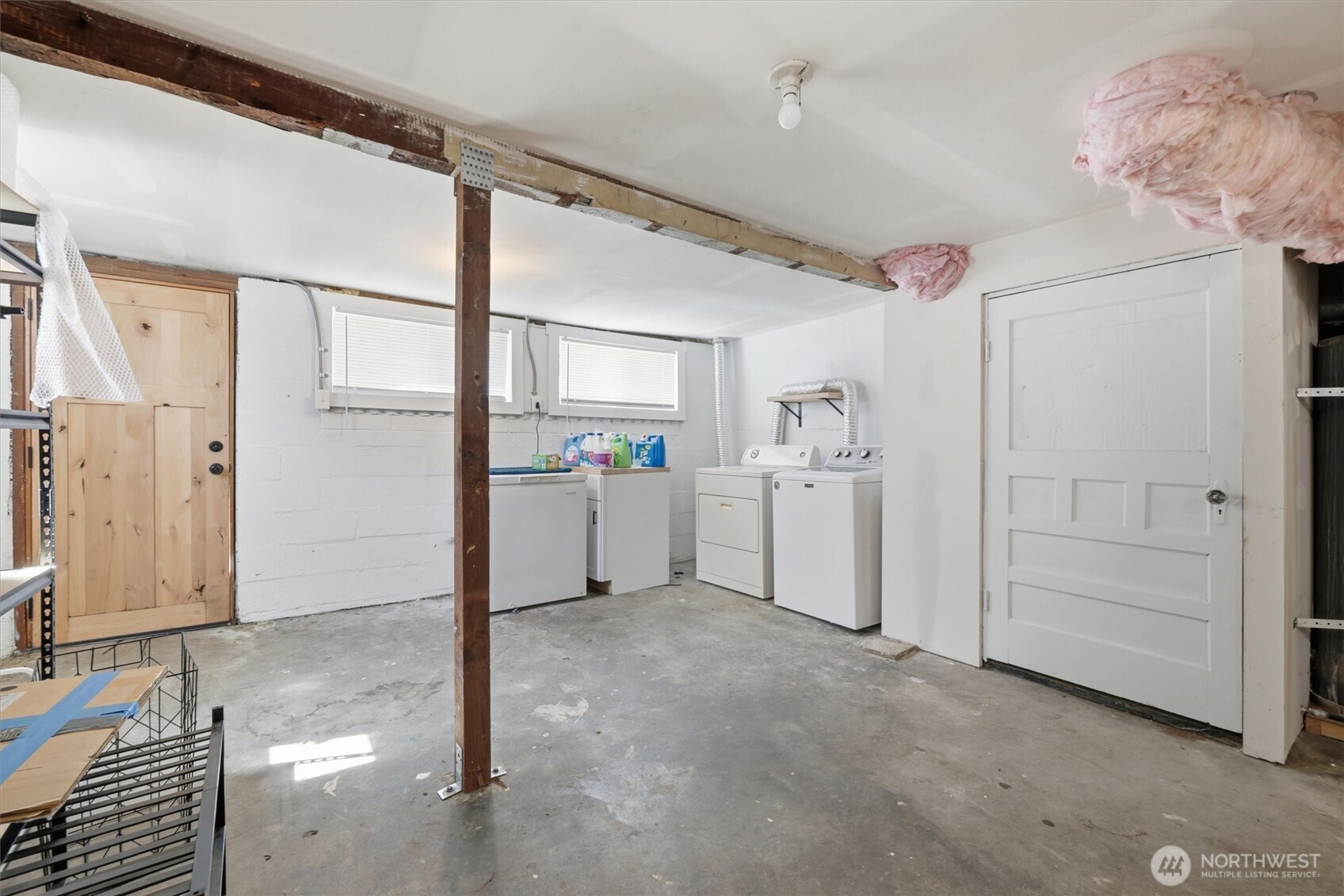 214 E 68th Street Property Photo 20