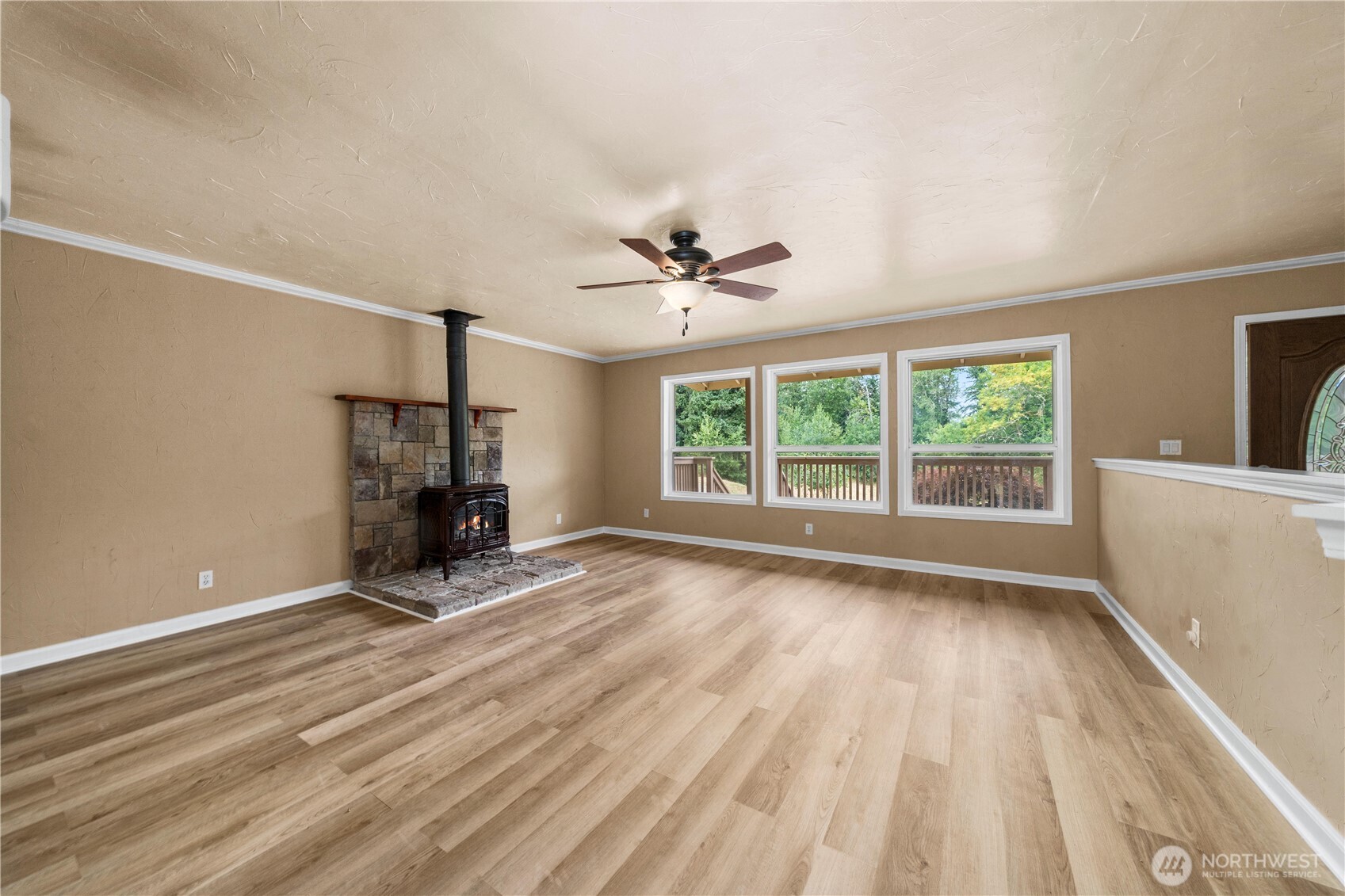 13604 Vail Road Property Photo 5