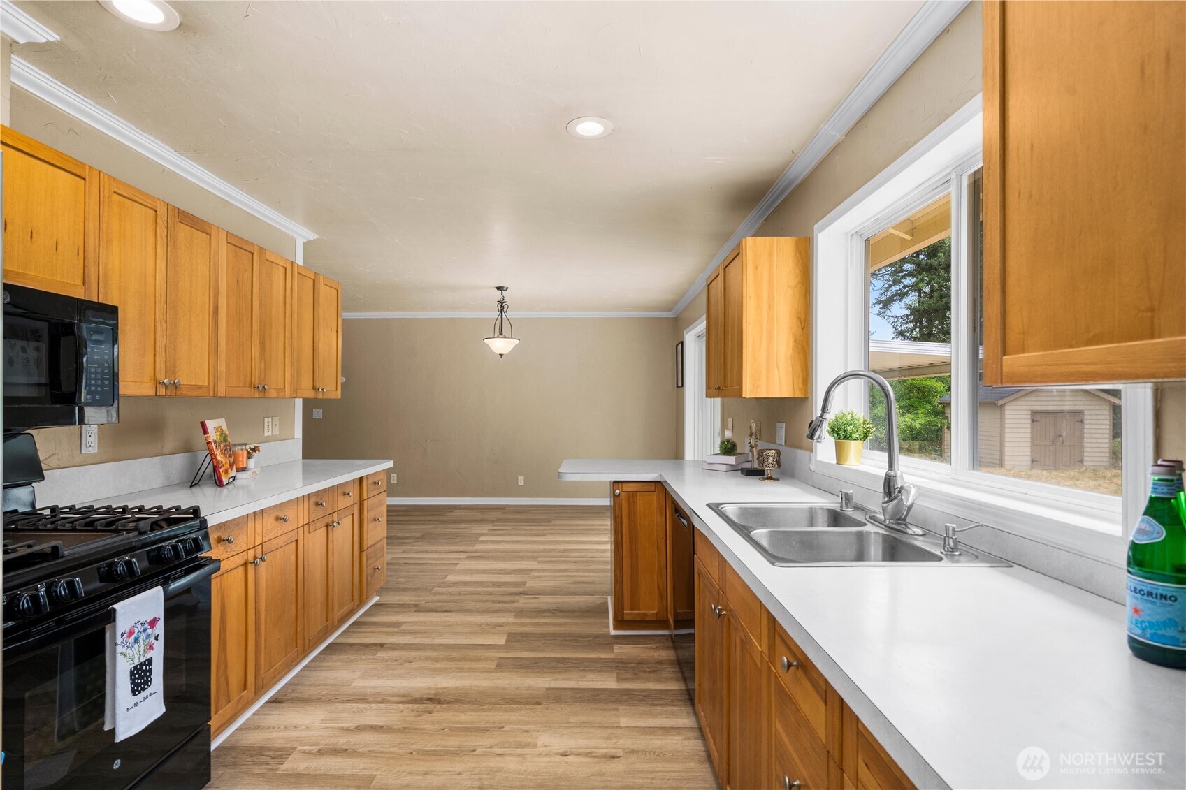 13604 Vail Road Property Photo 12