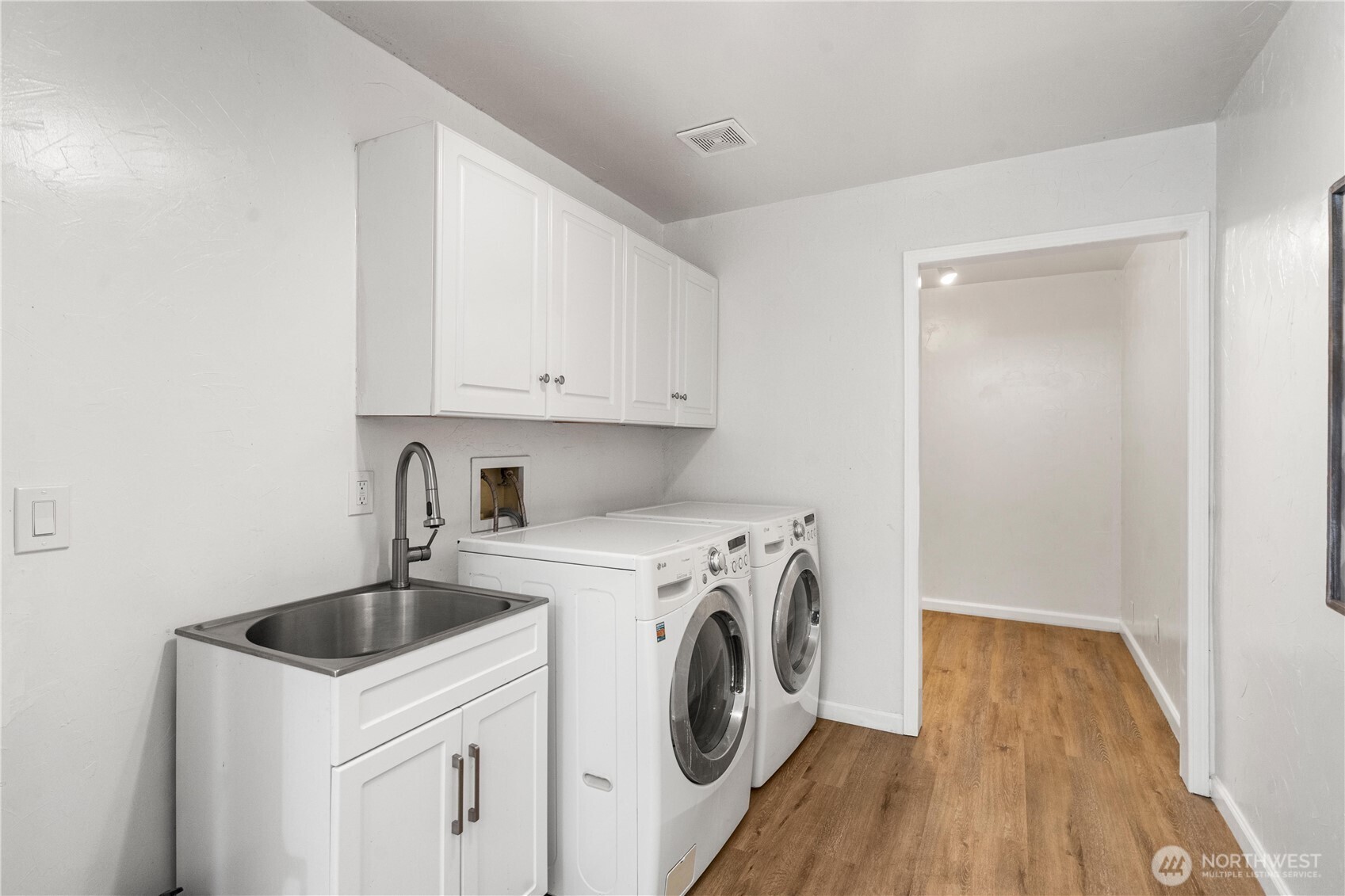 13604 Vail Road Property Photo 13