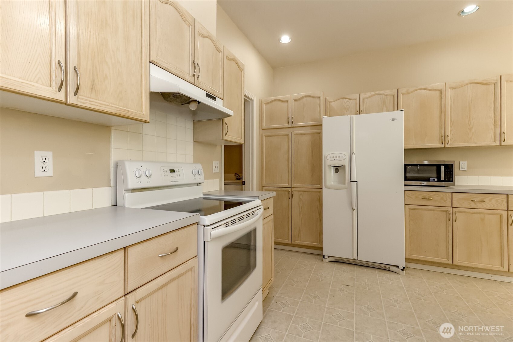 8910 71st Street Ct Property Photo 8