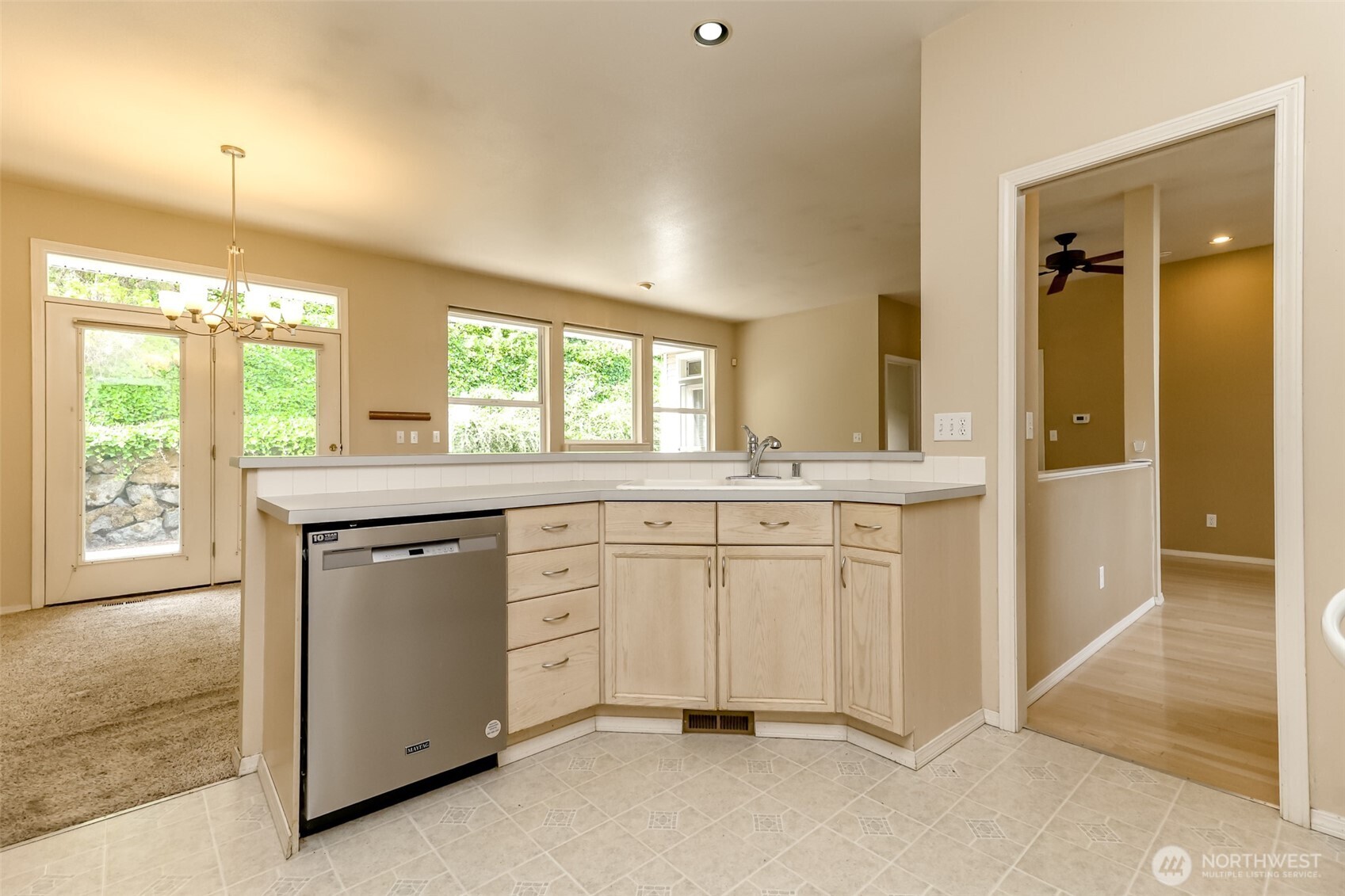 8910 71st Street Ct Property Photo 10