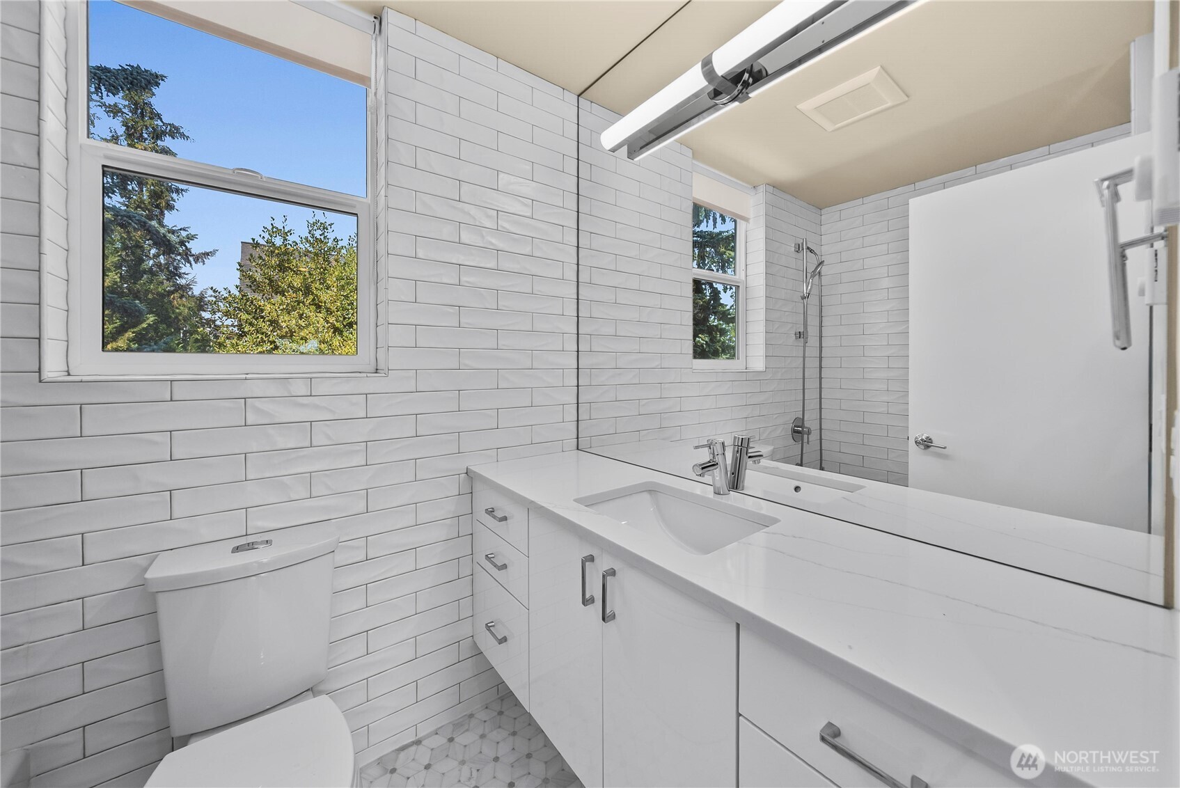 1602 E Marion Street Property Photo 14