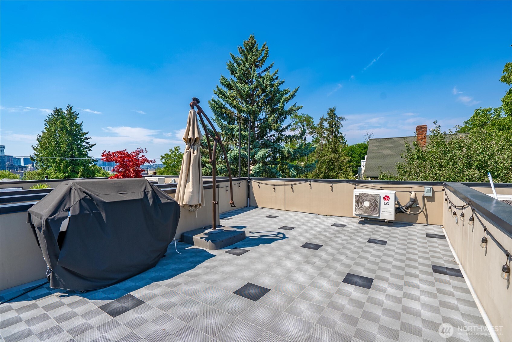 1602 E Marion Street Property Photo 23