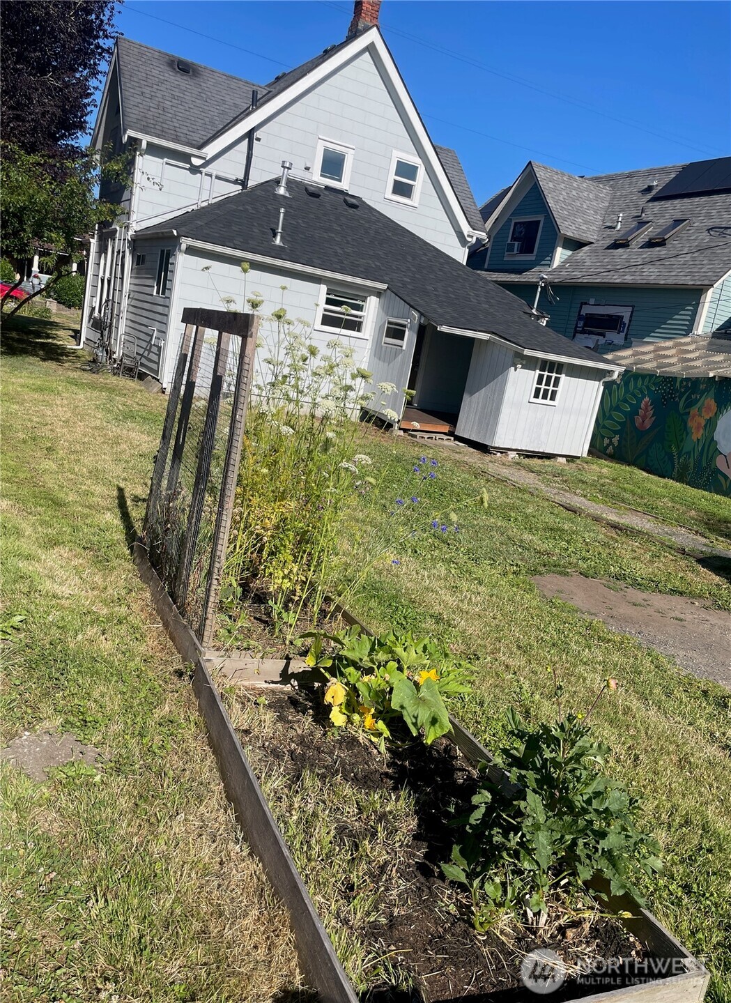 1416 Humboldt Street Property Photo 7