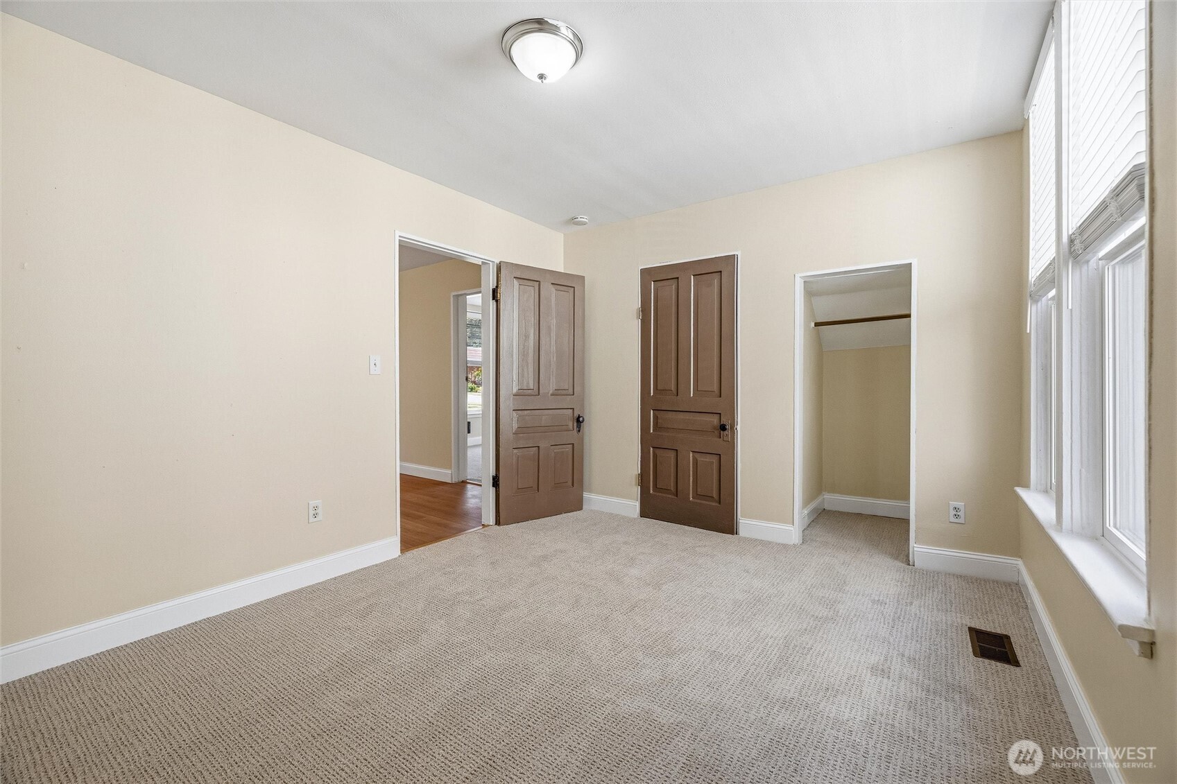 1416 Humboldt Street Property Photo 16