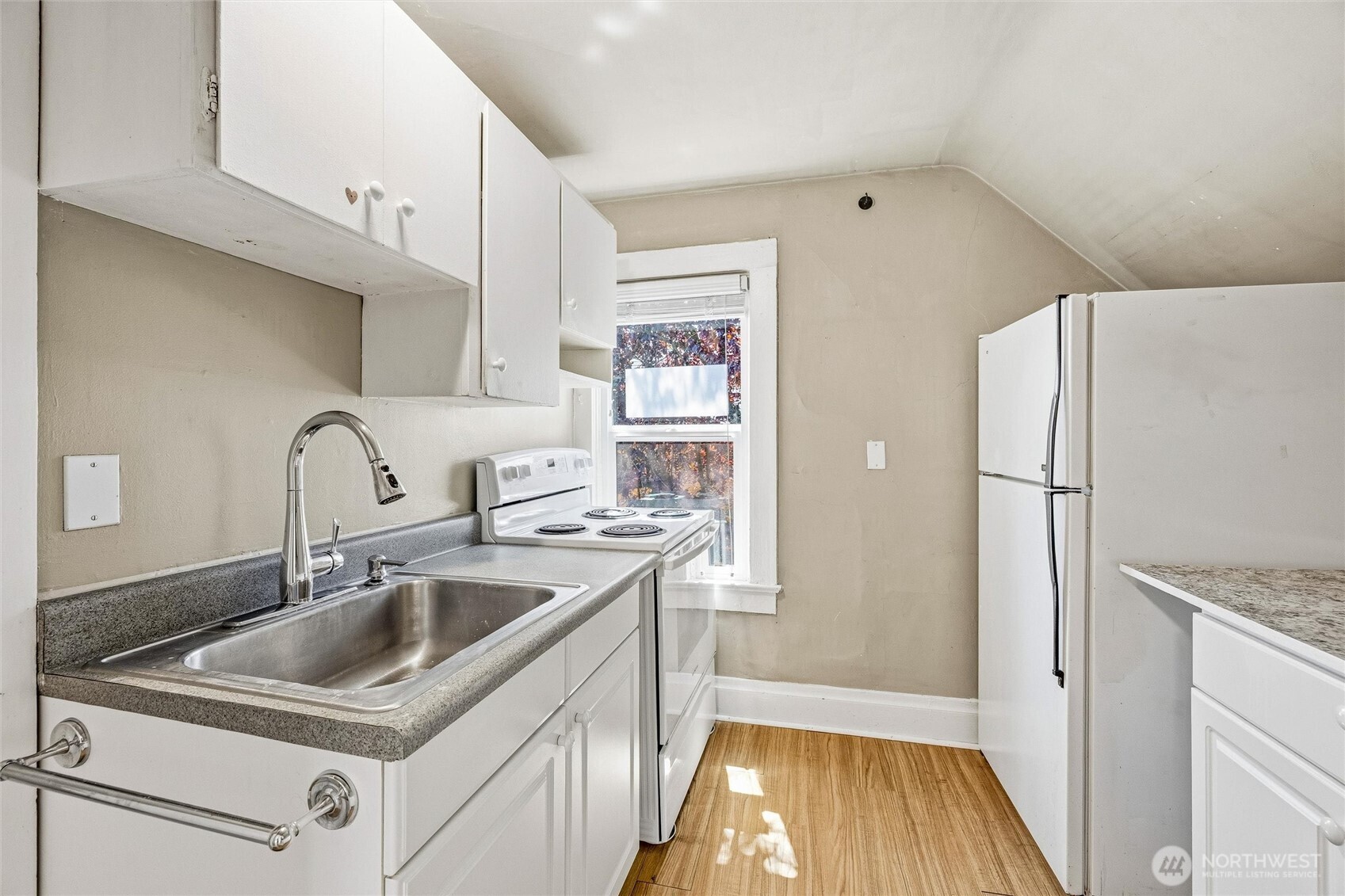 1416 Humboldt Street Property Photo 23