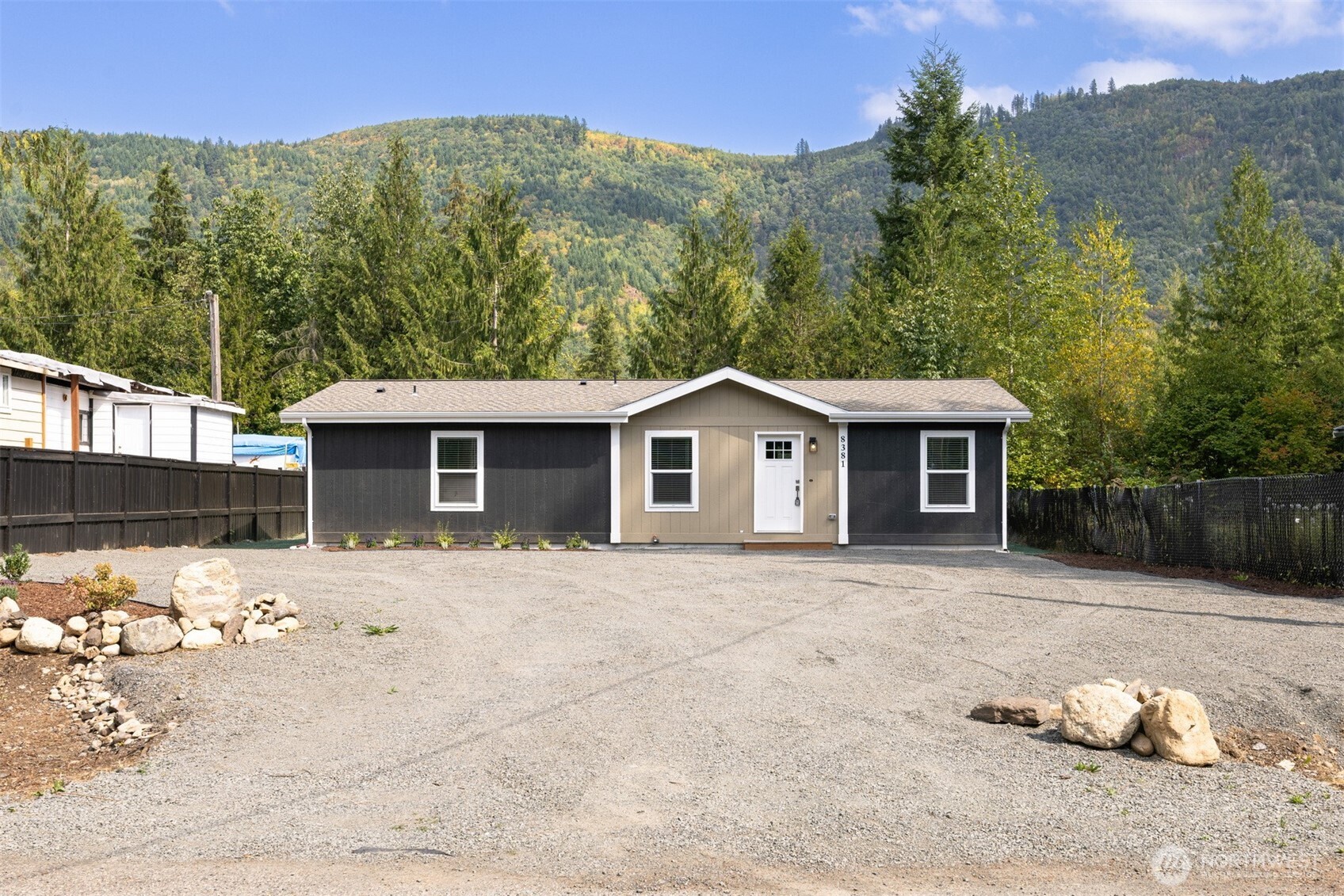 8381 Golden Valley Boulevard Property Photo 2
