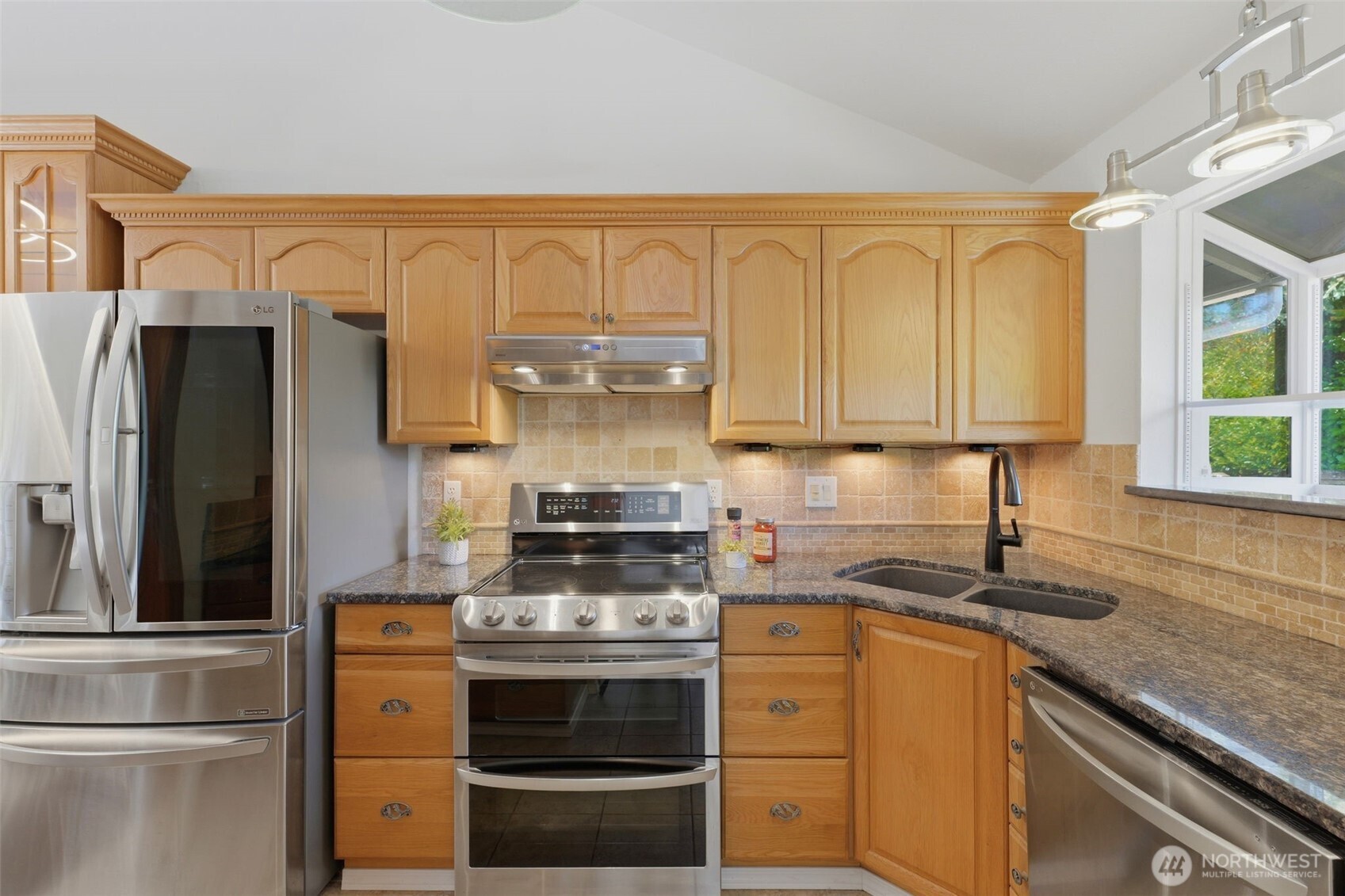 5204 65th Avenue Property Photo 15