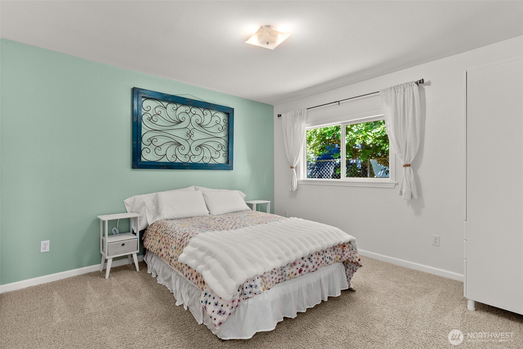 7242 49th Avenue Property Photo 18