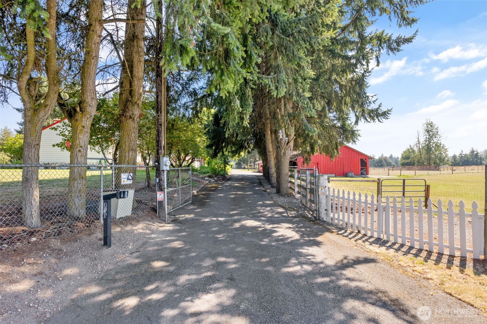 816 304th Street Property Photo 3