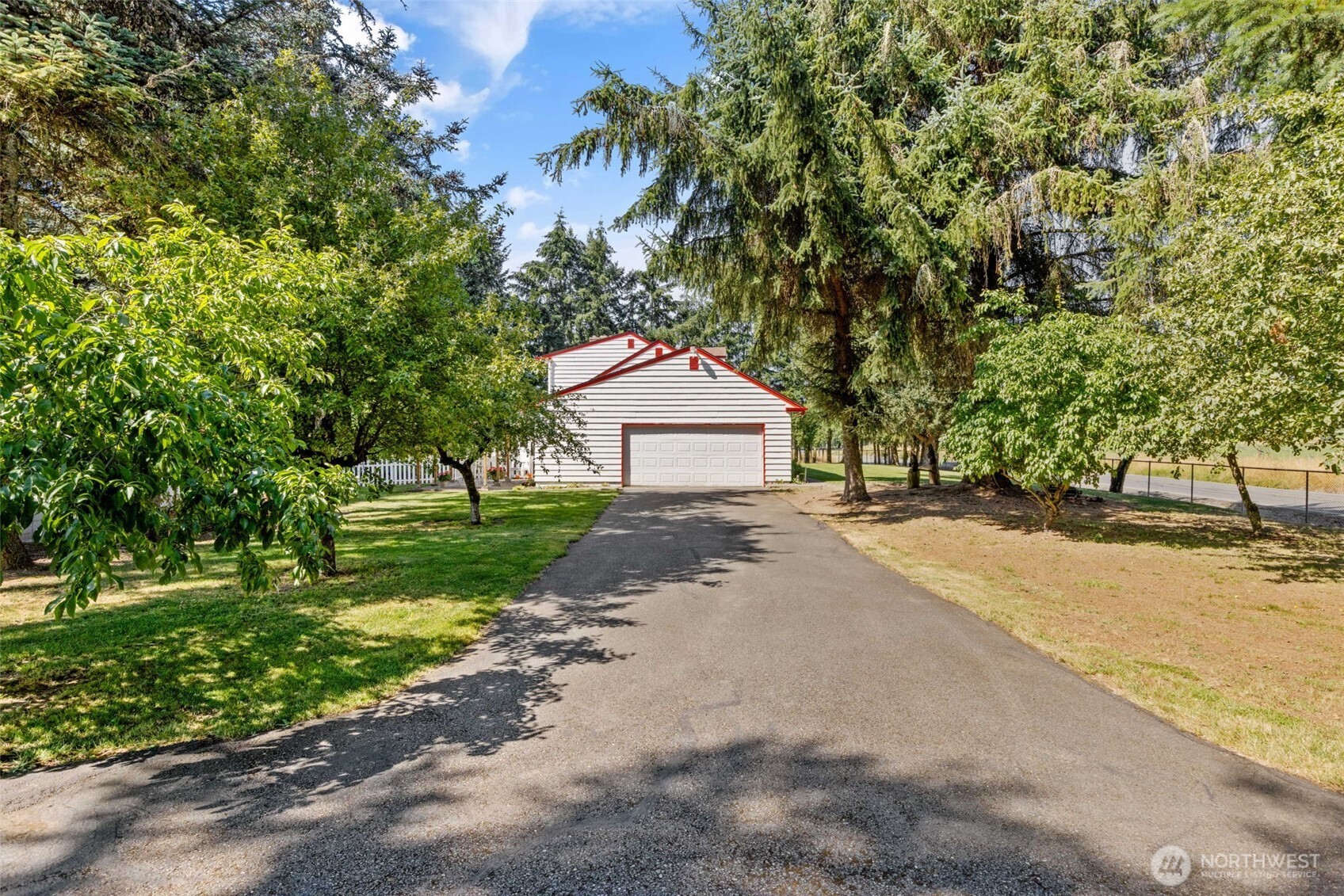 816 304th Street Property Photo 4