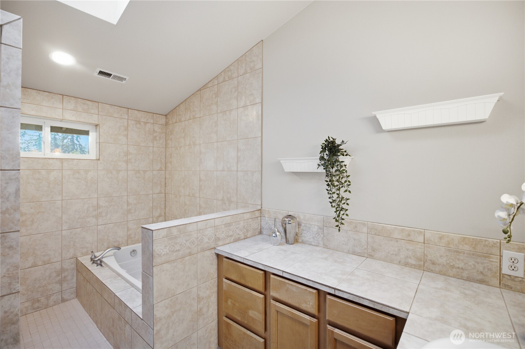 2529 S 304th Street Property Photo 16